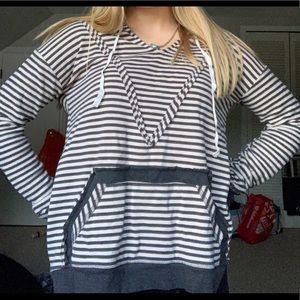 Striped pullover/ light sweatshirt